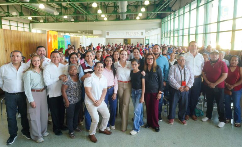 Impulsa Gobierno de Nuevo Laredo salud visual y calidad de vida de los neolaredenses con entrega de anteojos