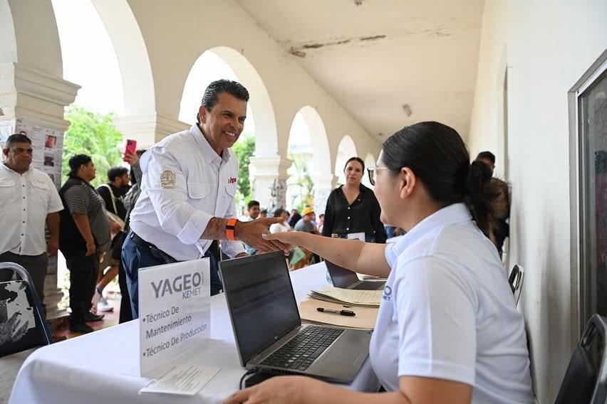 Abren jornada de empleo con cientos de vacantes en Victoria