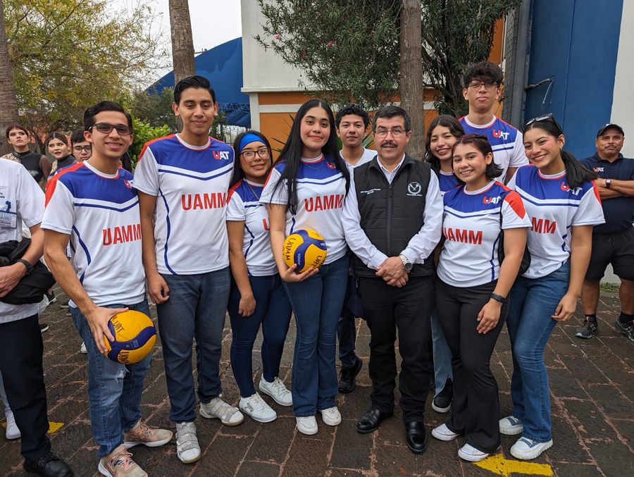 Reafirma rector de la UAT compromiso con la comunidad estudiantil