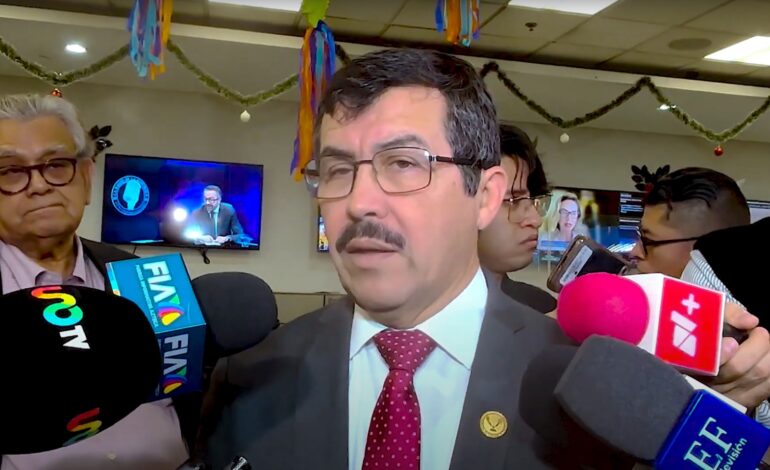 Fortalece UAT acreditación laboral