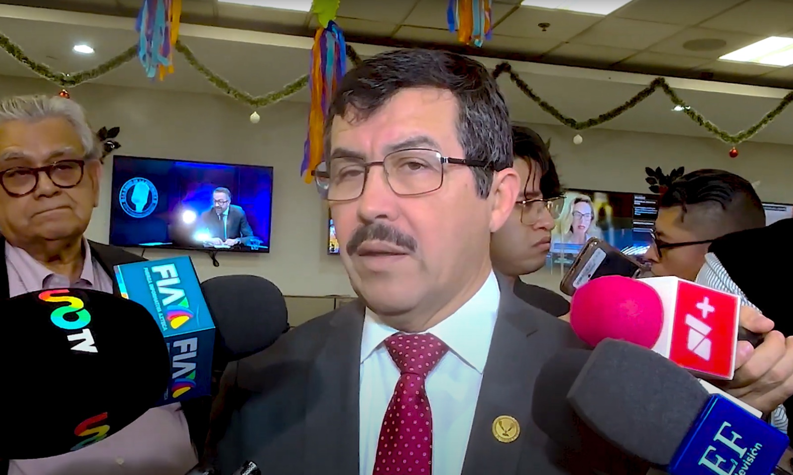 Fortalece UAT acreditación laboral