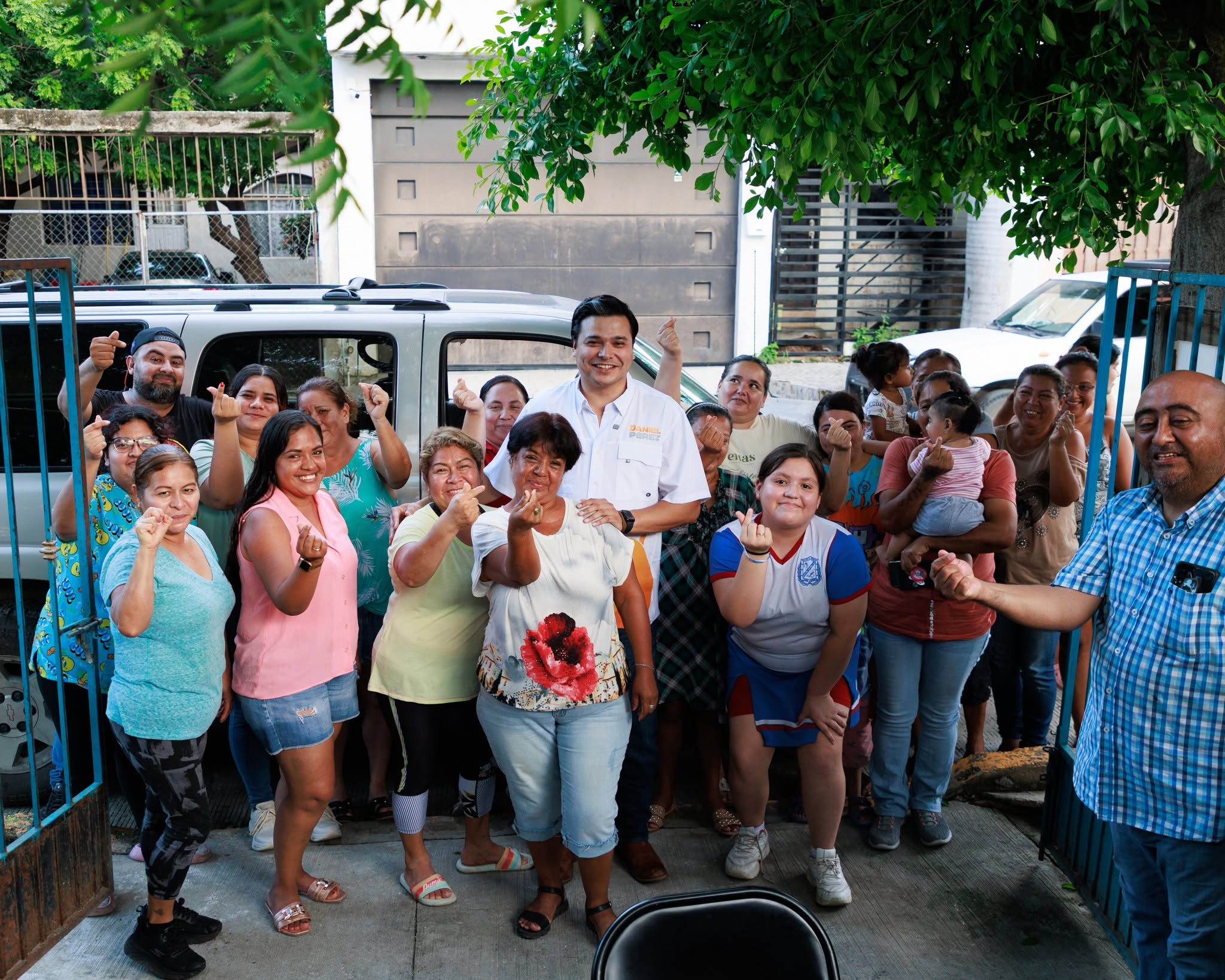 Fortalece el diálogo con vecinos de la colonia Vamos Tamaulipas
