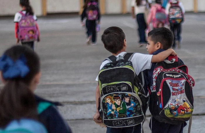 Alumnos de educación básica adelantan el fin del ciclo escolar