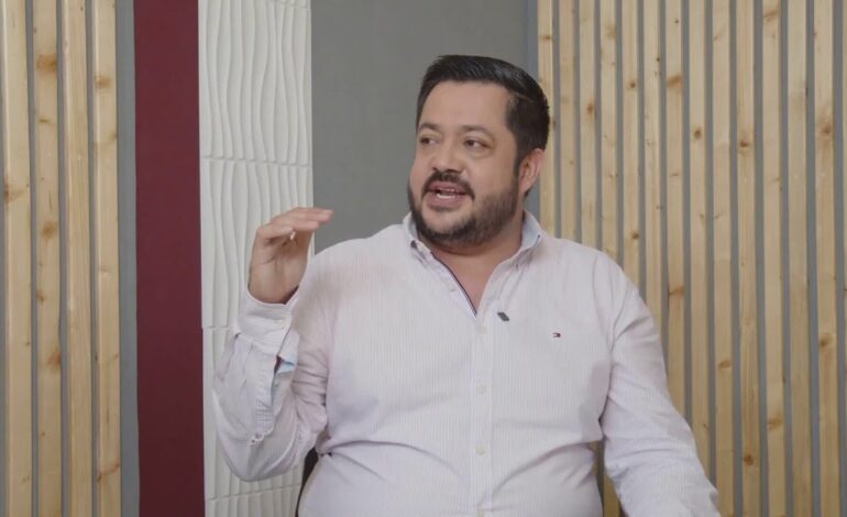 Aspirantes de Morena dejarían sus cargos