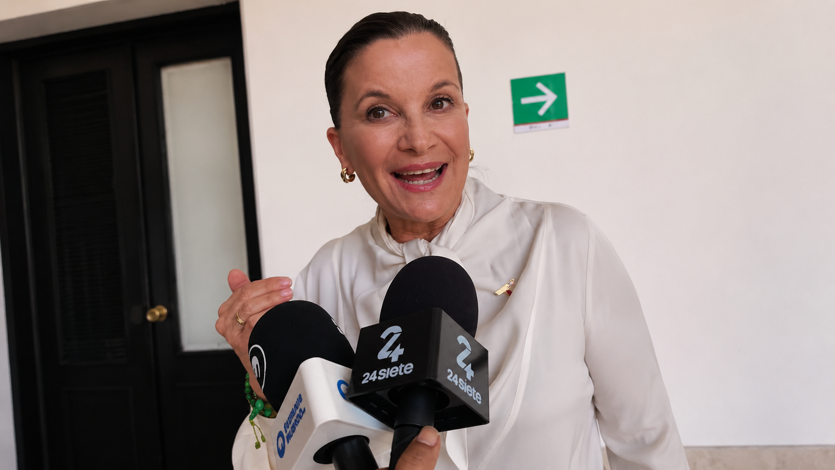 “No me descarto, no son los tiempos”: Ninfa Cantú evita definirse tras llamado del gobernador