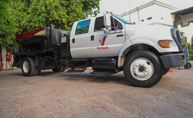 Adquiere gobierno de Victoria más equipo para conservación de calles