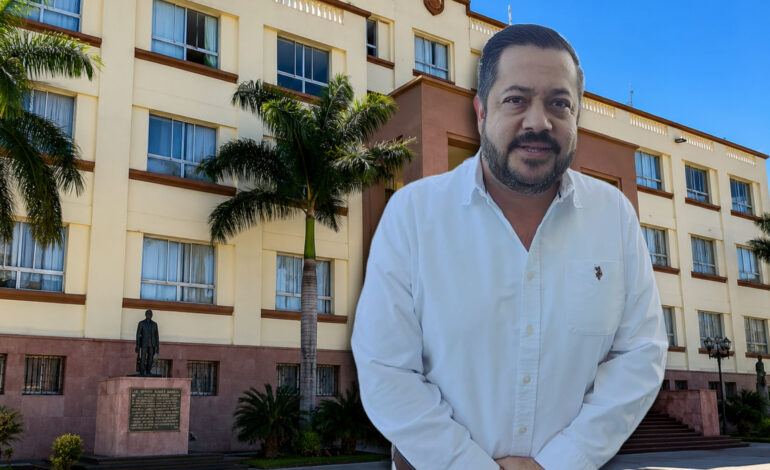 Con la convocatoria también tendrían que renunciar los aspirantes a candidaturas: Rómulo Pérez