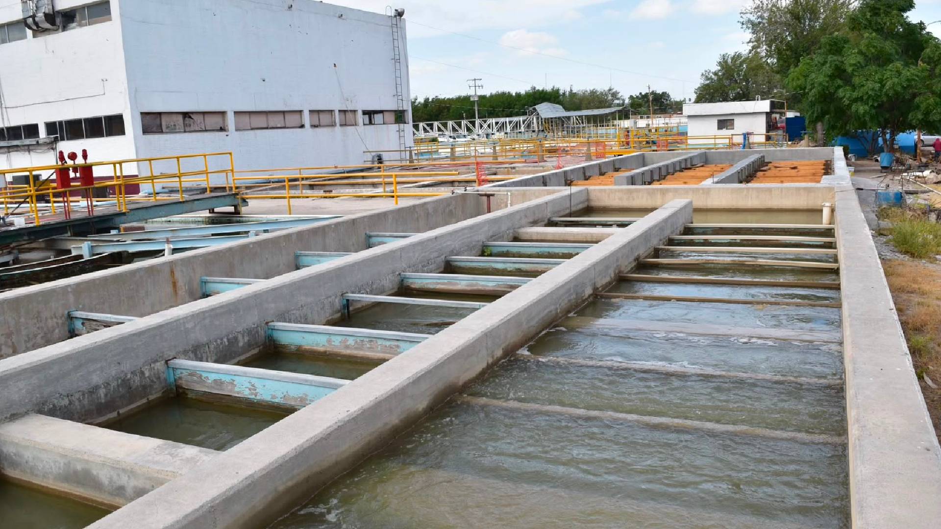 Gobierno de Nuevo Laredo y COMAPA fortaleces sistema de agua con obras de modernización en planta centro