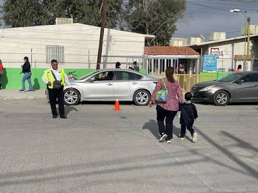 Reforzarán seguridad vial en escuelas por regreso a clases