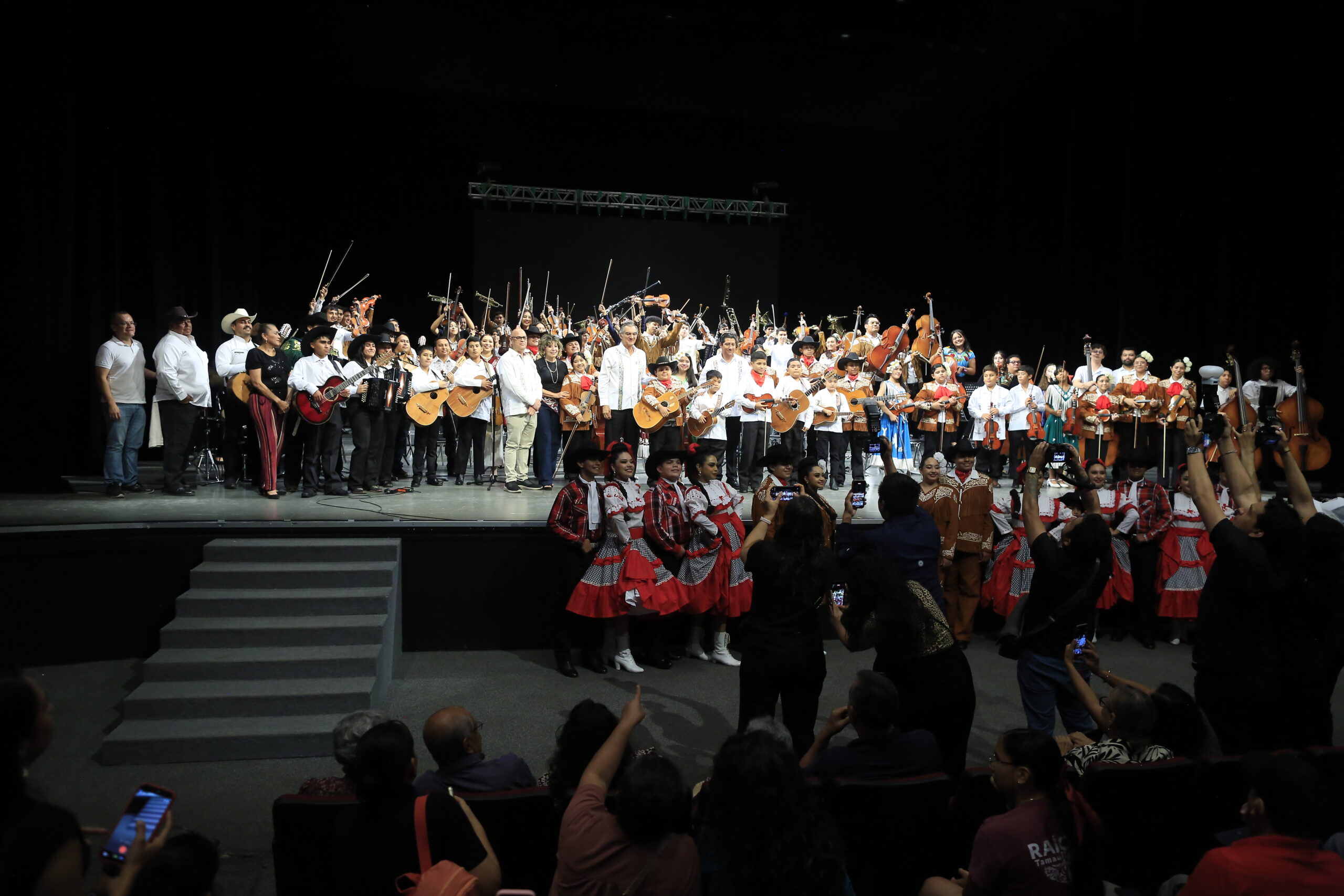 Clausura Américo el FICSM 2026 con un magno concierto de talentos tamaulipecos