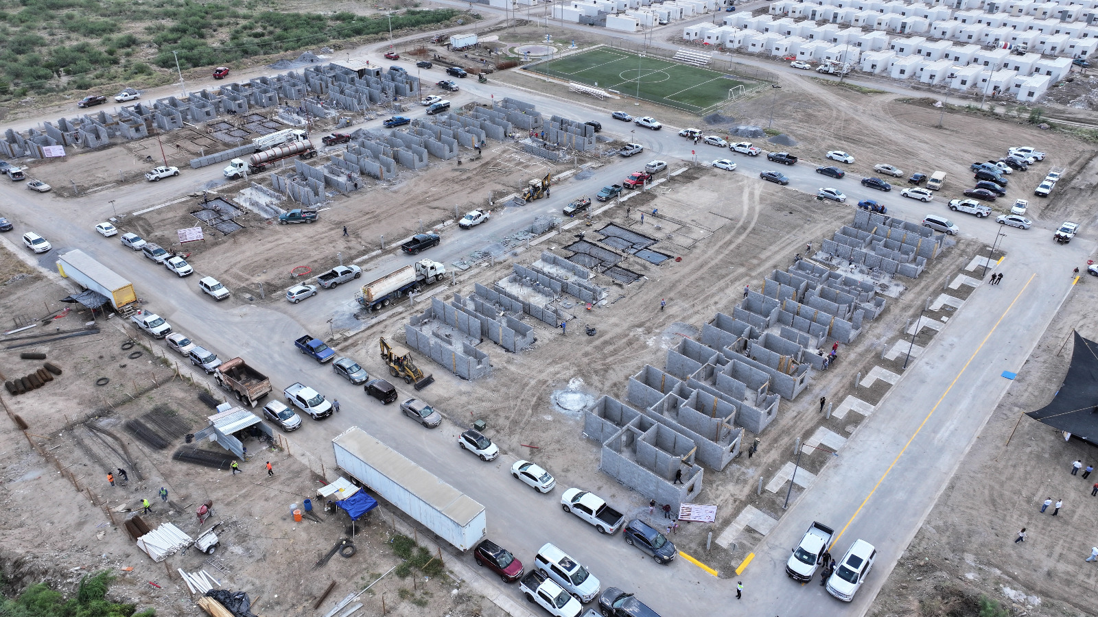CARMEN LILIA ENTREGA VIVIENDA DIGNA Y ARRANCA NUEVA ETAPA DE 62 CASAS EN EL PROGRESO